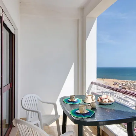 Apartament Beachfront T2