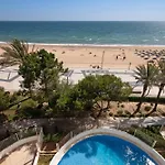 Beachfront T2