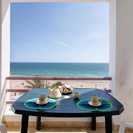 Beachfront T2 *